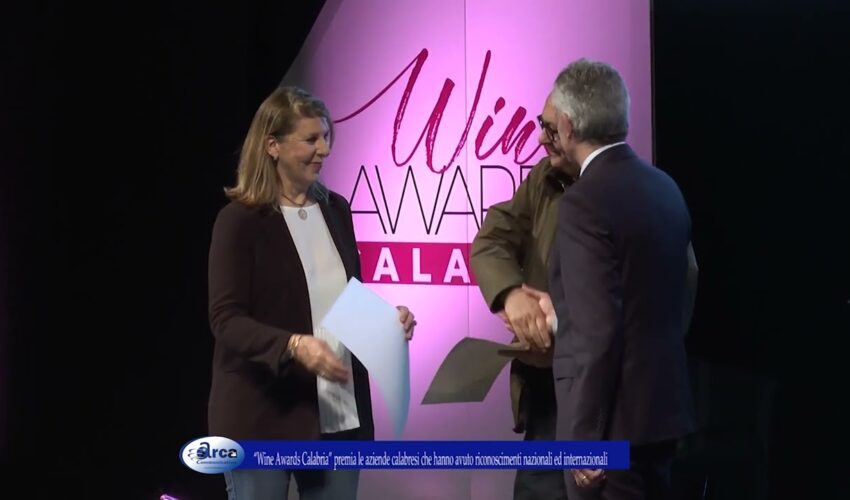 “Wine Awards Calabria” premia le aziende calabresi che hanno avuto riconoscimenti nazionali ed inter