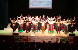 Il Gruppo Folklorico della Pro Loco di Castrovillari ad Isernia