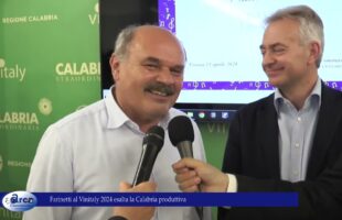 Farinetti al Vinitaly 2024 esalta la Calabria produttiva