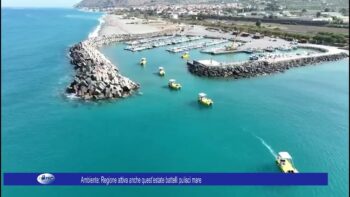 Ambiente. Regione attiva anche quest’ estate battelli pulisci mare